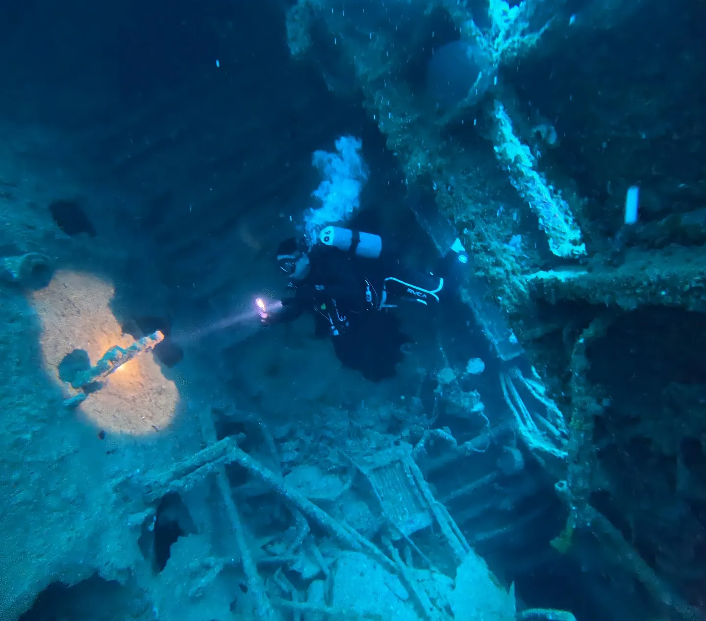 エモンズダイビング